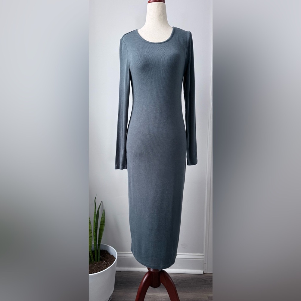 Quince Women's Gray Long Sleeve Midi Dress small Ribbed Classic Stretch